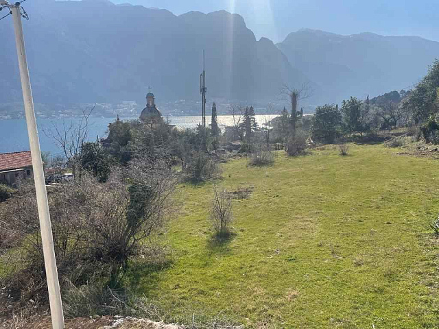 Baugrundstück in Prčanj mit Meerblick — photo 4